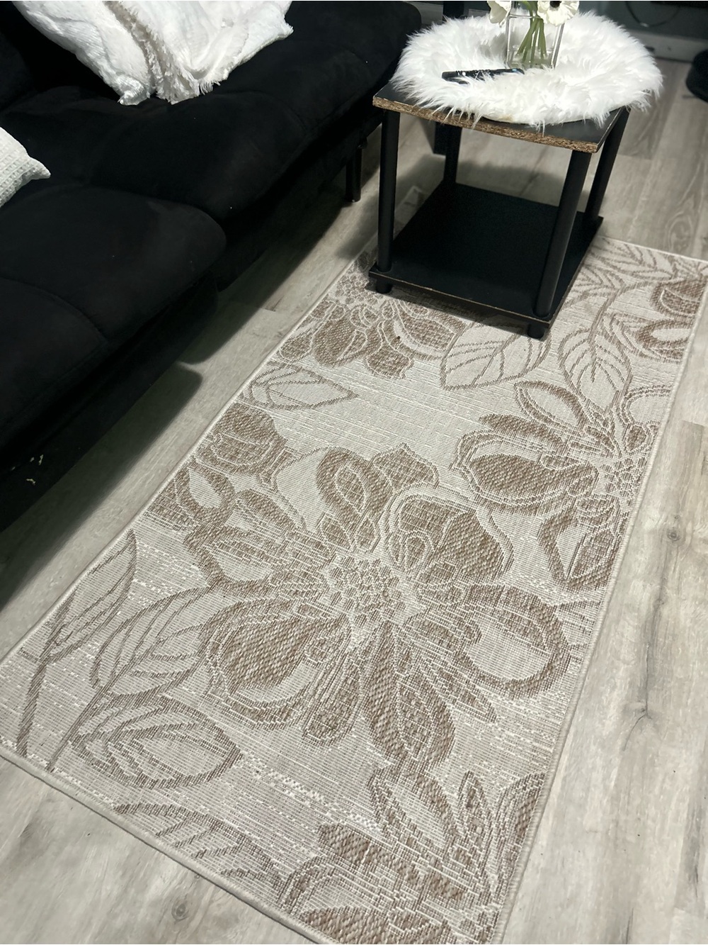 Neutral Floral Area Runner Rug - Beige and Cream 2 x 5 ft
